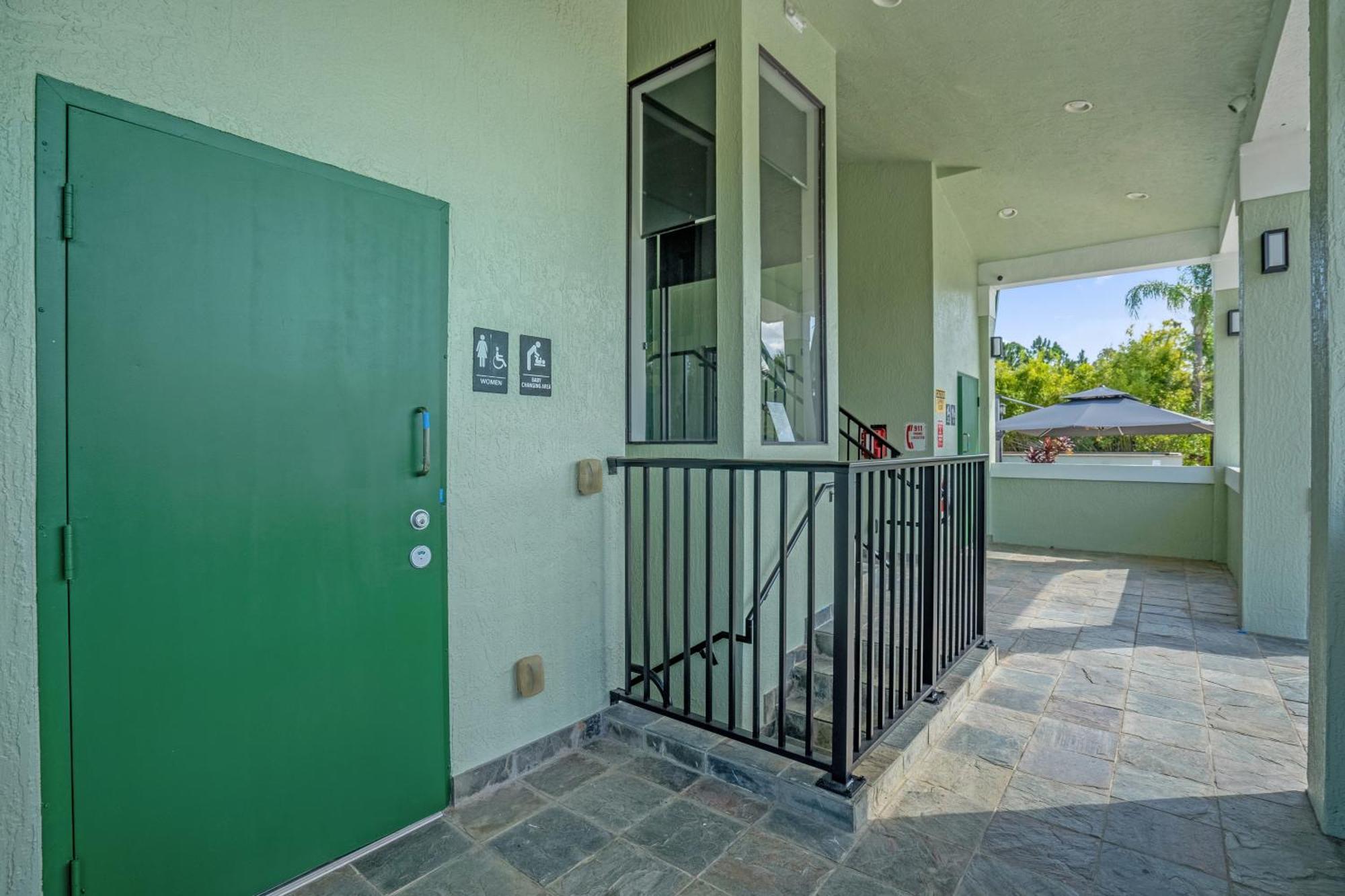 Holiday At The Parks - Townhome By Disney! Lake Buena Vista Extérieur photo
